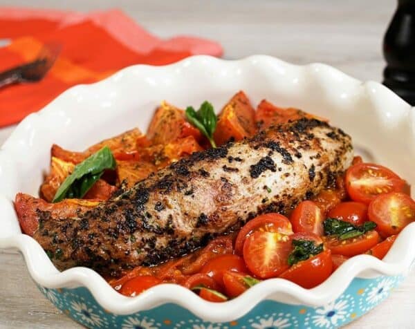 Filete de cerdo y tomates